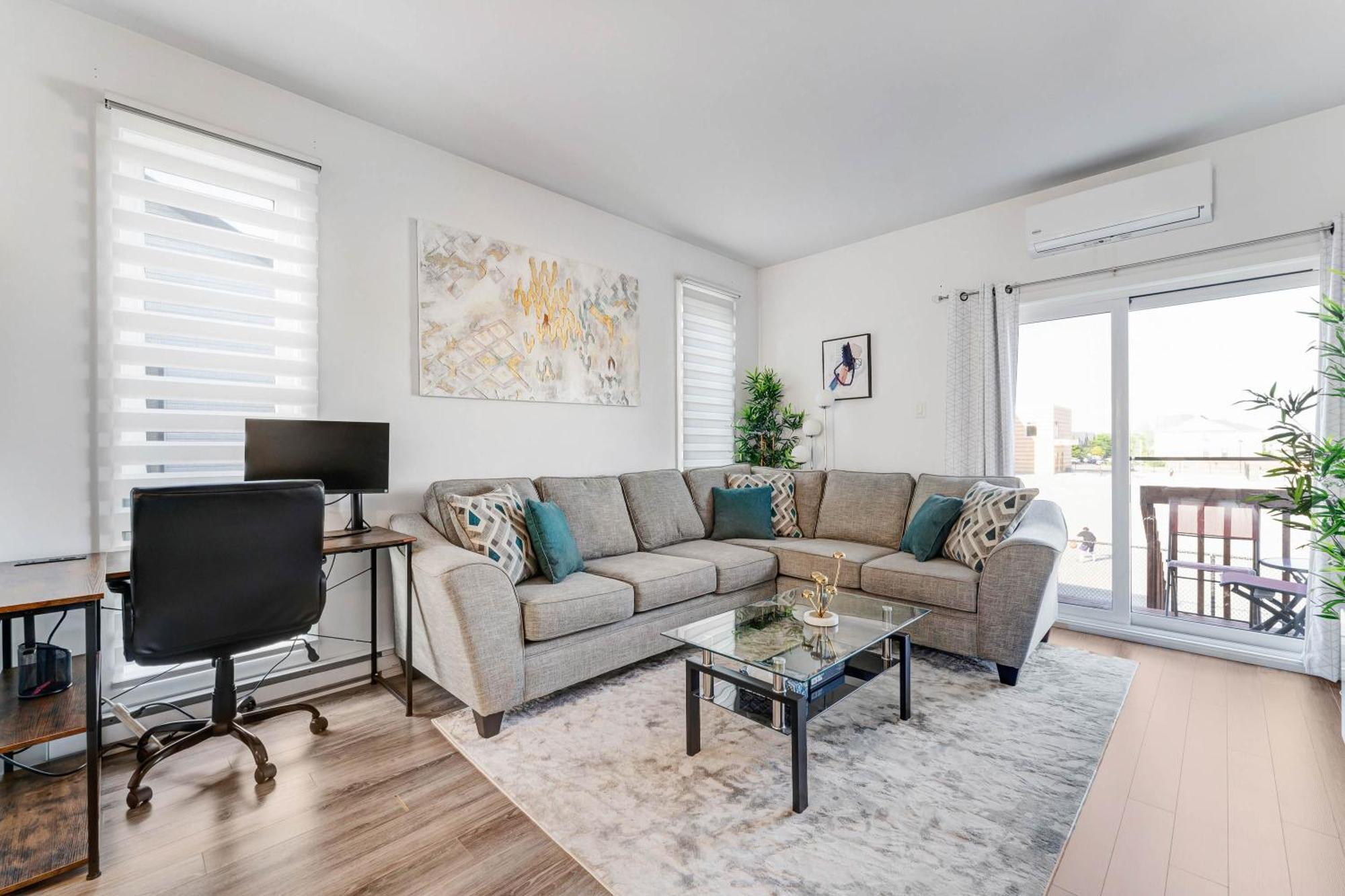 Charming And Cozy Condo Apartment Гатино Екстериор снимка