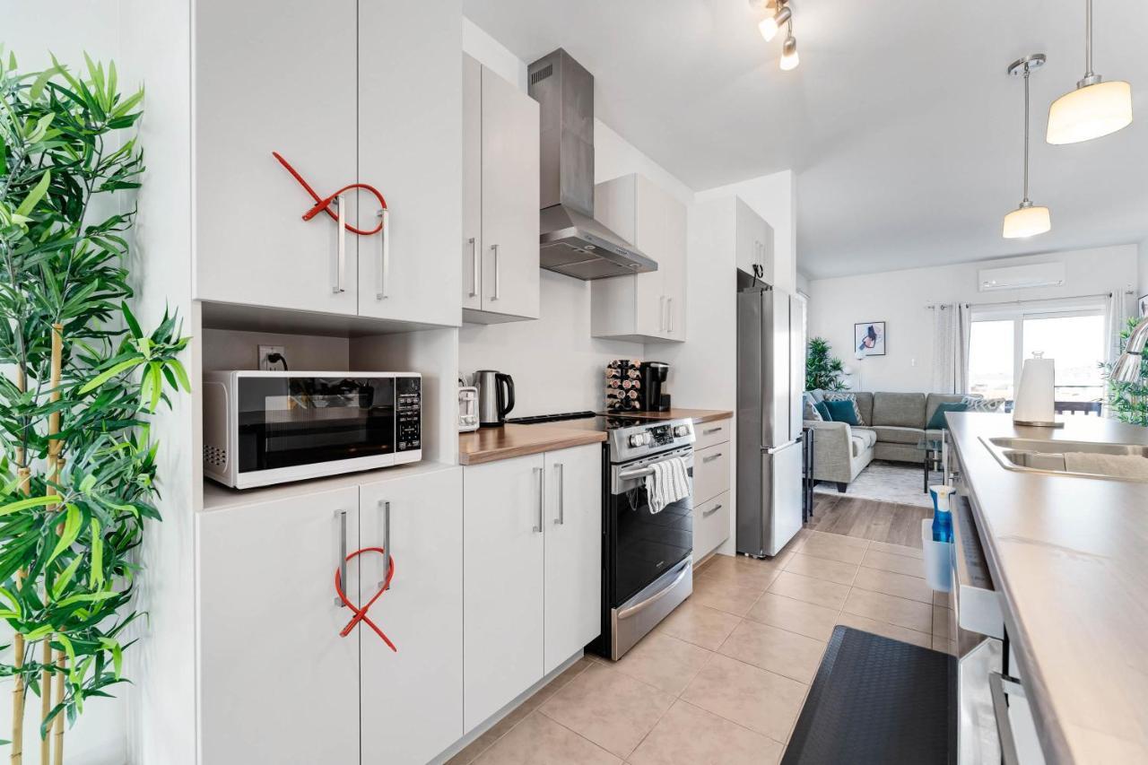 Charming And Cozy Condo Apartment Гатино Екстериор снимка